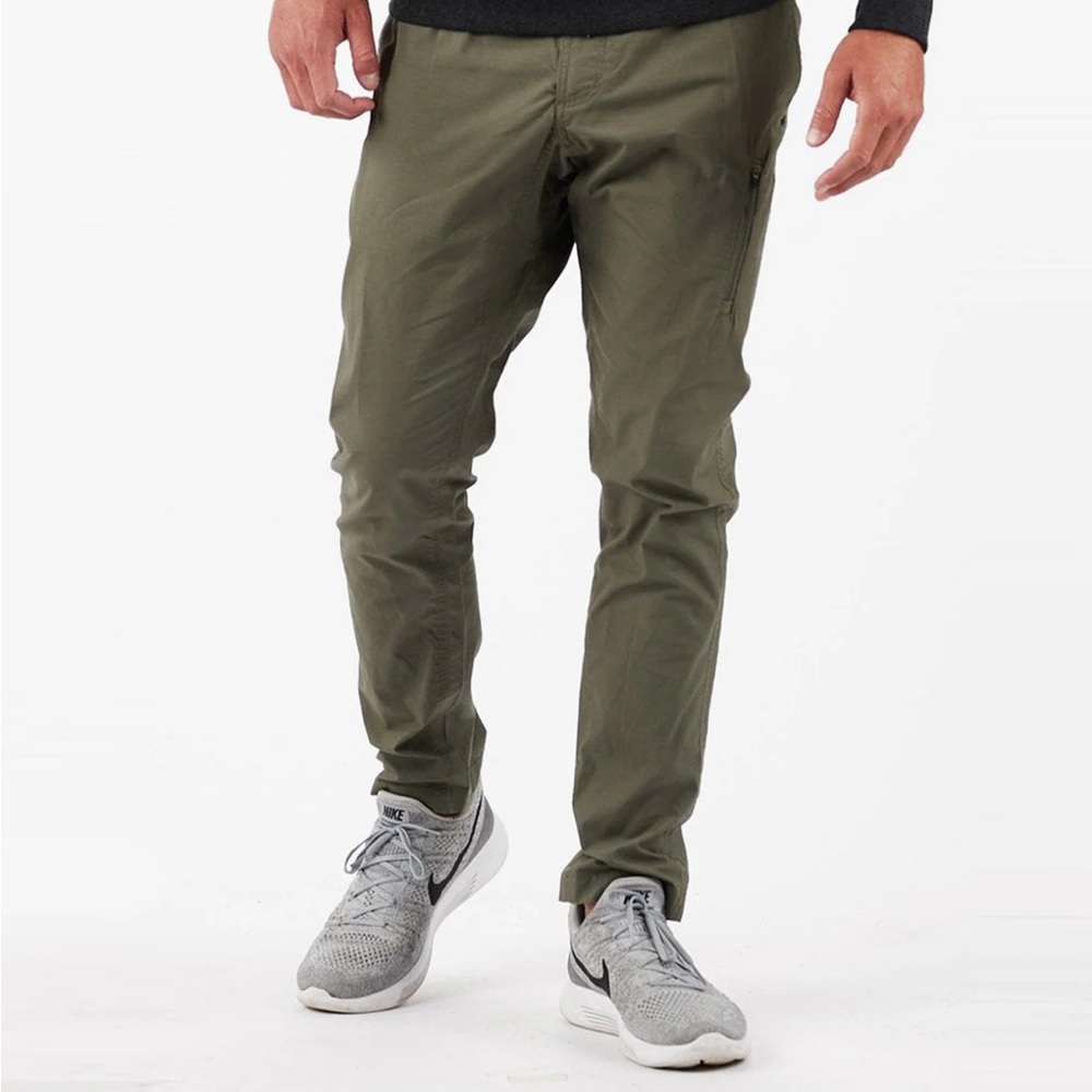 🔥3/$50🔥 Vuori Green Cargo Ripstop Pant